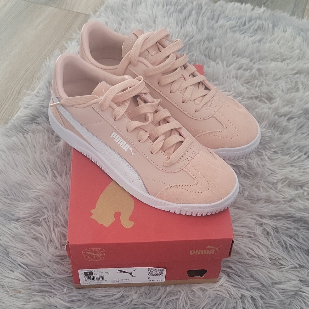 Women's Puma Club 5x5 SD Rose Quartz Size 7 NIB!